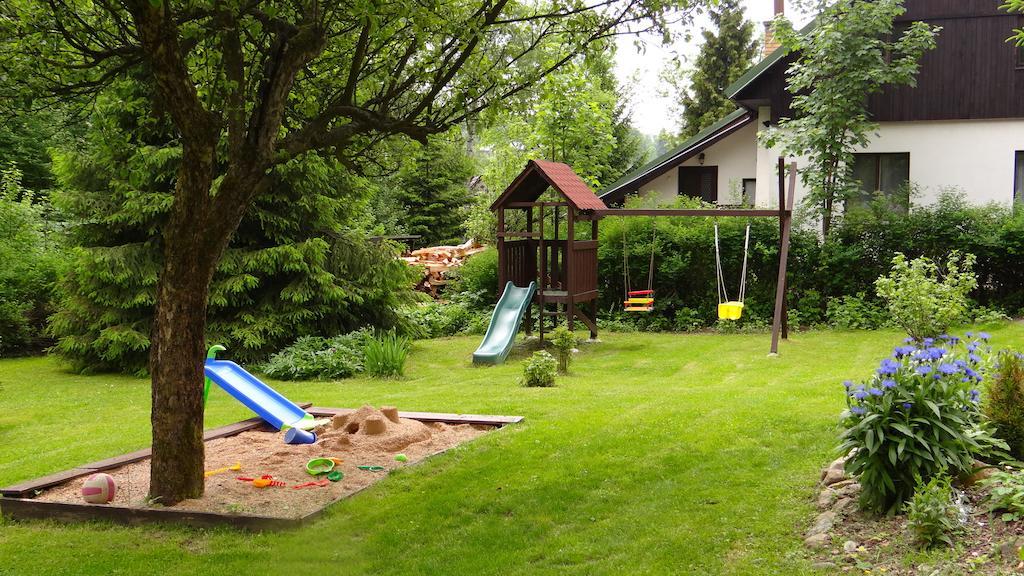 Modry Pension Rokytnice Рокитнице над Ийзероу Екстериор снимка
